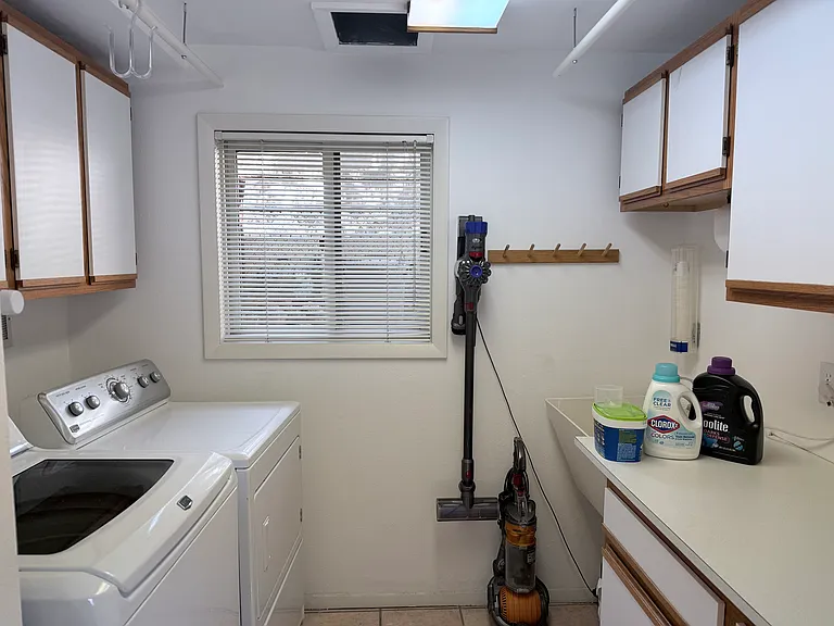 4250 Grinnell Ave — Photo 20