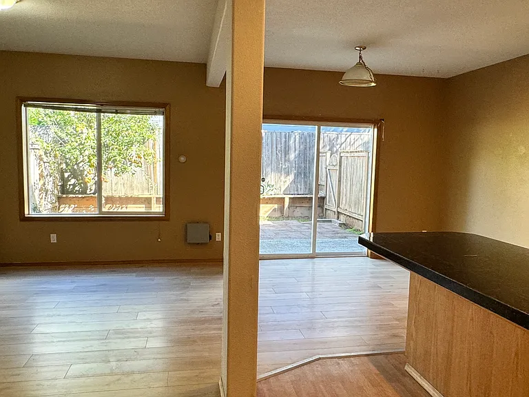 5154 SW 170th Ave — Photo 4
