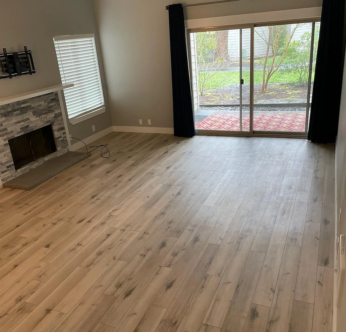 2 bed, 1100 sqft, $2,000 — Photo 4