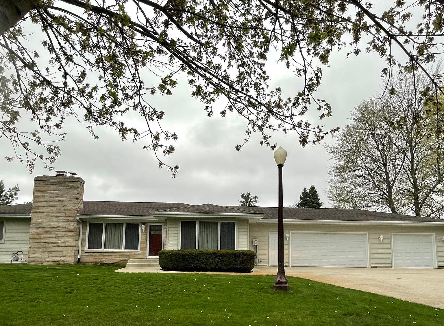 121 Country Club Dr, La Porte, IN 46350 Zillow