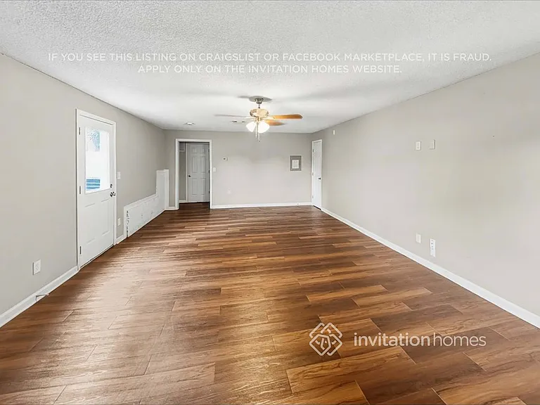 5817 Bradshaw Ct — Photo 24