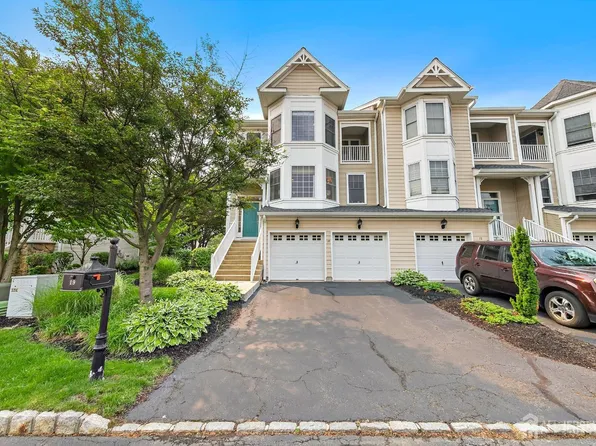 19 S Shore Dr, South Amboy, NJ 08879