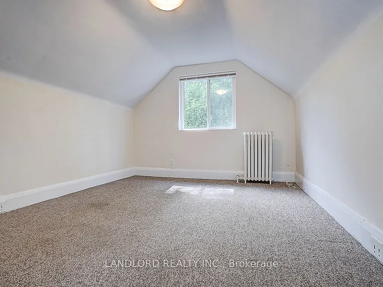 92 Neville Park Blvd #UPPER — Photo 28