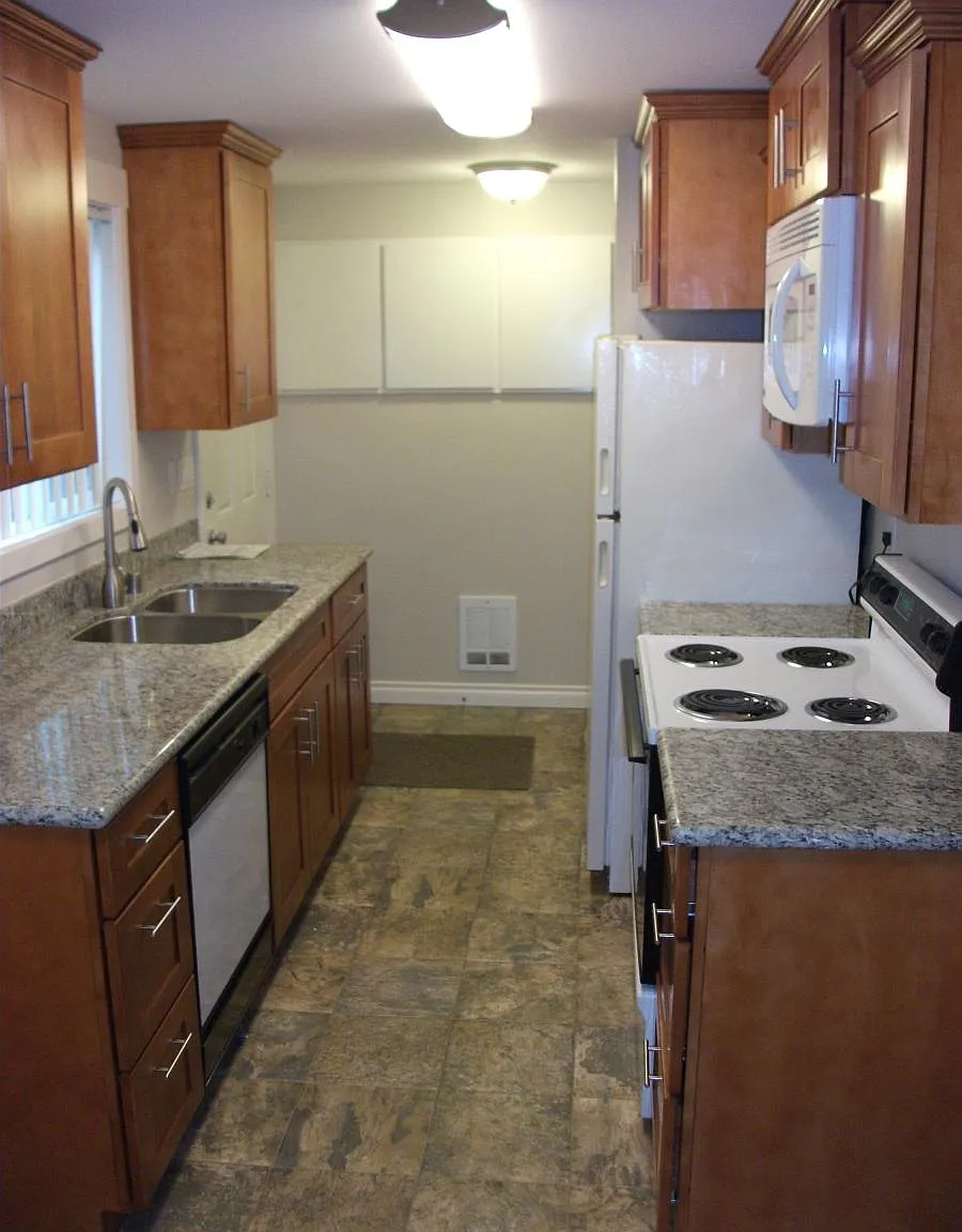 2 bed, 880 sqft, $1,995 — Photo 2