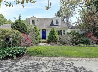 84 Rosedale Rd, Warwick, RI 02818