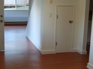 8055 5th Ave NE, Bremerton, WA 98311