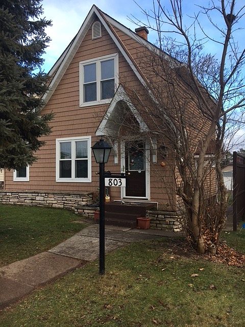1st image of 803 Stambaugh Ave