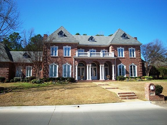 4th image of 6201 Brookhollow Dr