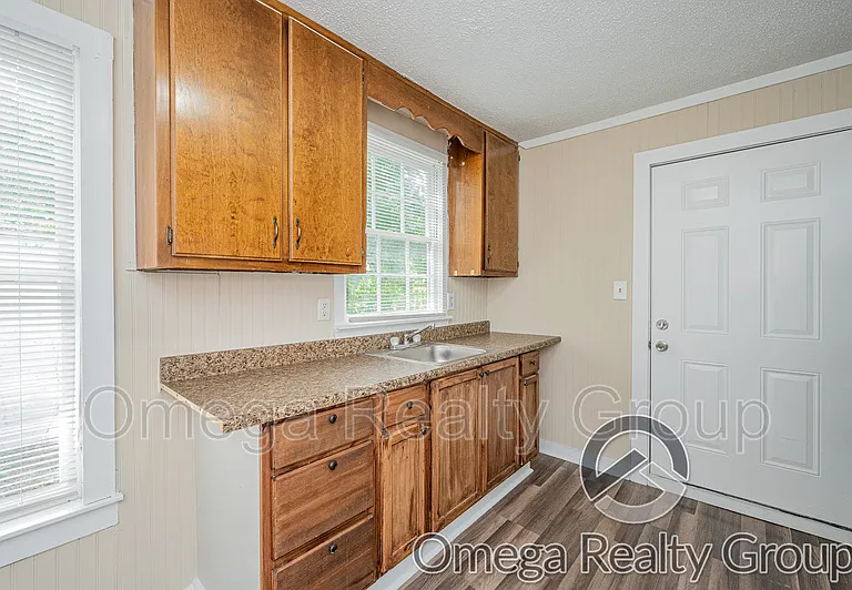 3208 Clopton St SW — Photo 9