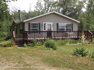 106 Little Long Lake Rd, Nashville, MI 49073