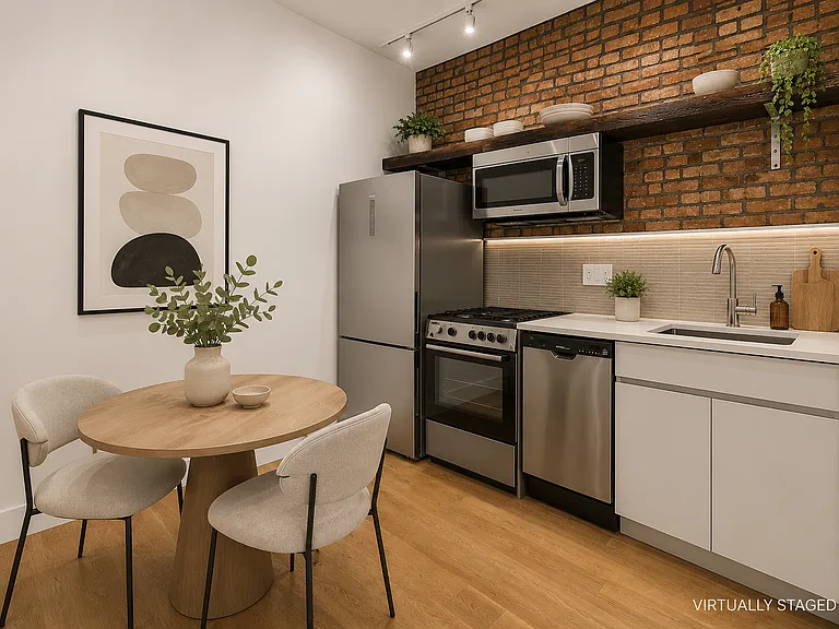 33 Lexington Ave #1F — Photo 3