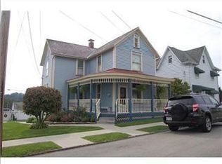 102 N Shupe St, Mount Pleasant, PA 15666