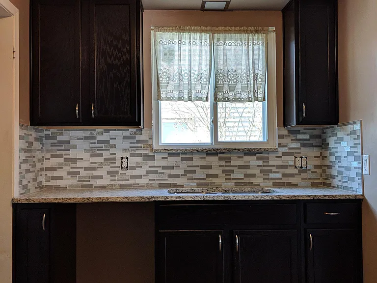 31045 Sheridan St — Photo 2