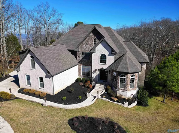1 Sylvias Way SE, Huntsville, AL 35803