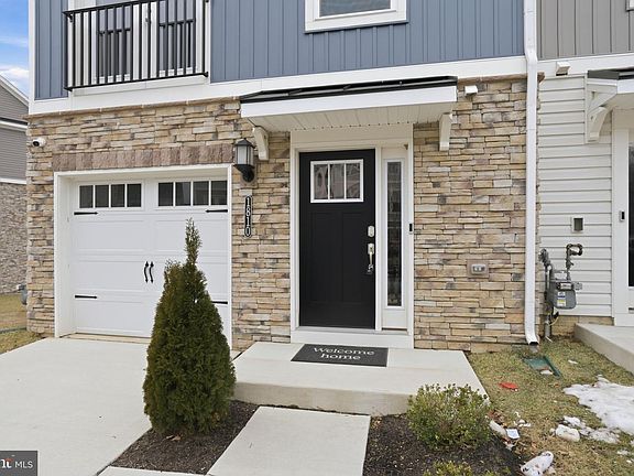 2nd image of 1810 Betterton Rd