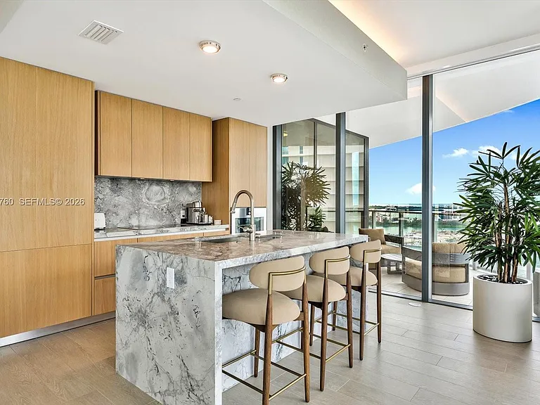 500 Alton Rd #2205 — Photo 11