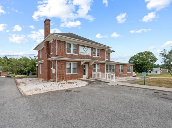 815 E Main St, Floyd, VA 24091