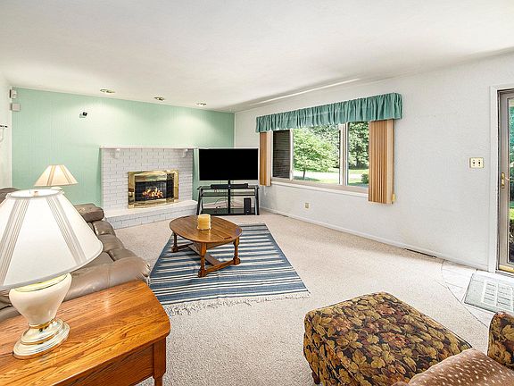 4th image of 29708 Wild Cherry Ln