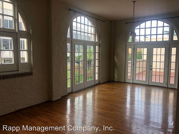 3rd image of 621 21st St #400