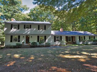 210 Braewood Rd, Dalton, PA 18414