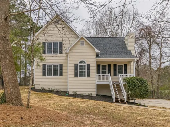 126 King William Dr, Dallas, GA 30157