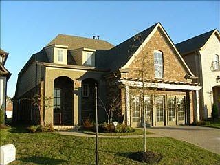 5th image of 886 Winter Leaf Dr