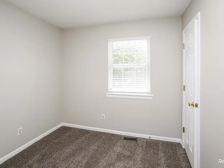 1710 Stasi Ave — Photo 12