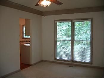 4th image of 104 Swiss Stone Ct