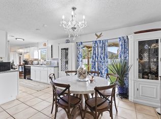 1998 SE Lavina Cir, Port Saint Lucie, FL 34952