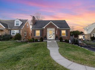 5607 Leumas Rd, Cincinnati, OH 45239
