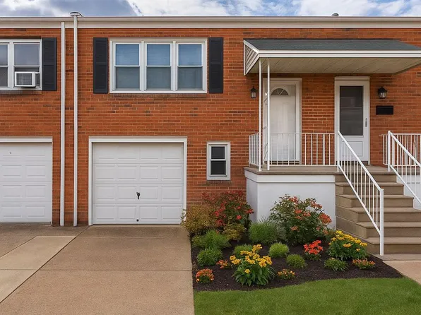 7352 Meadowlark Pl, Philadelphia, PA 19153