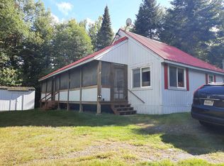 7 Philbrook Road, Pittsburg, NH 03592
