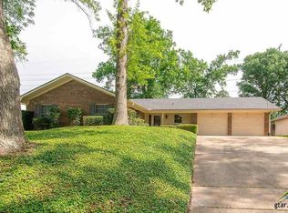 404 Sutherland Dr, Tyler, TX 75703