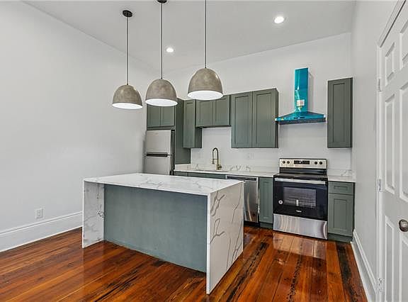 5th image of 3420 Magazine St Unit B