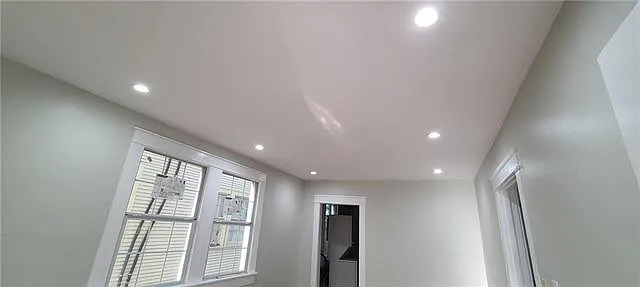 7537 Willow St — Photo 6