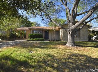 841 Stonegate Dr, Universal City, TX 78148