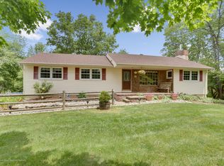 111 W Millstream Rd, Cream Ridge, NJ 08514