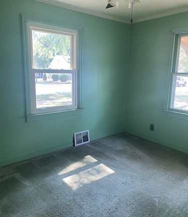 3rd image of 3301 Liberty Dr