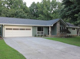 6878 Vic Ar Rd, Doraville, GA 30360