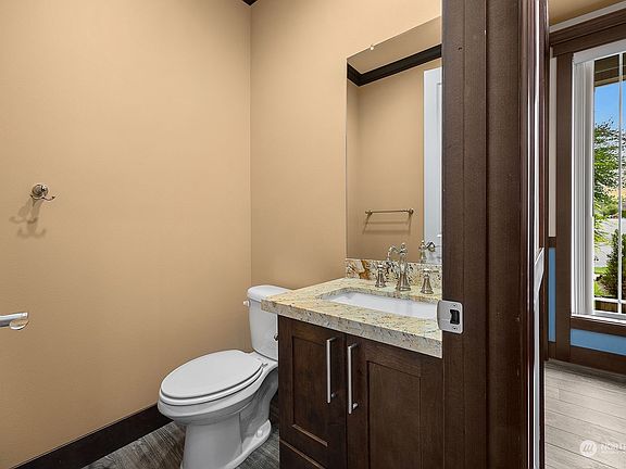 5th image of 11727 26th Drive SE