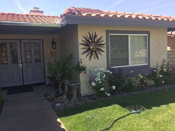 2nd image of 26594 Mariner Ln