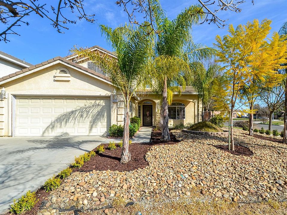2nd image of 2912 Pompeii Ln