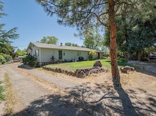 450 Grand Ave, Central Pt, OR 97502