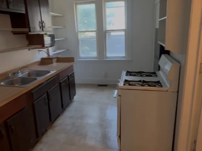 445 Lexington Ave #1 — Photo 2