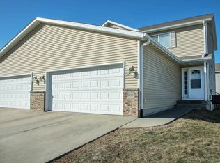 3410 Governor Ct, Waterloo, IA 50702
