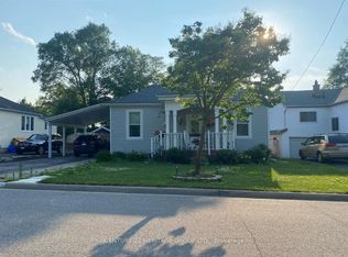 134 Wesley St, Newmarket, ON L3Y3P1