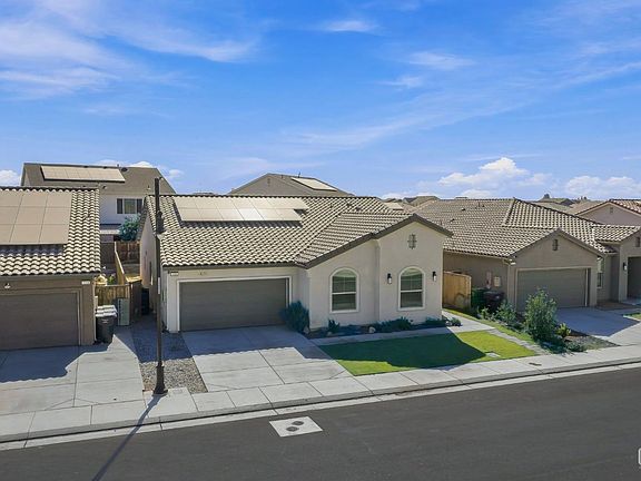 3rd image of 3300 Whispering Brook Ln