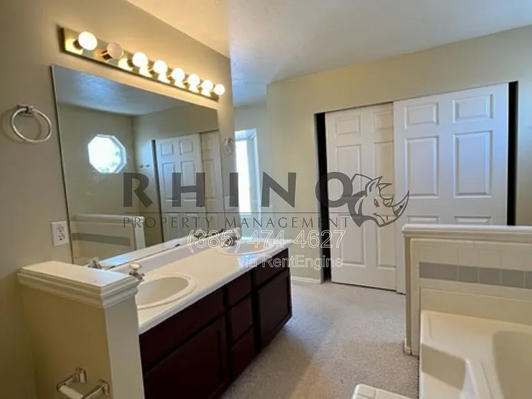 10319 S Ashley Park Dr — Photo 14