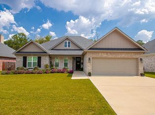 6118 Creekwater Dr, Bryant, AR 72002