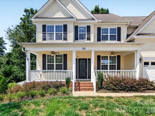 108 Timberfalls Ct, Mooresville, NC 28115